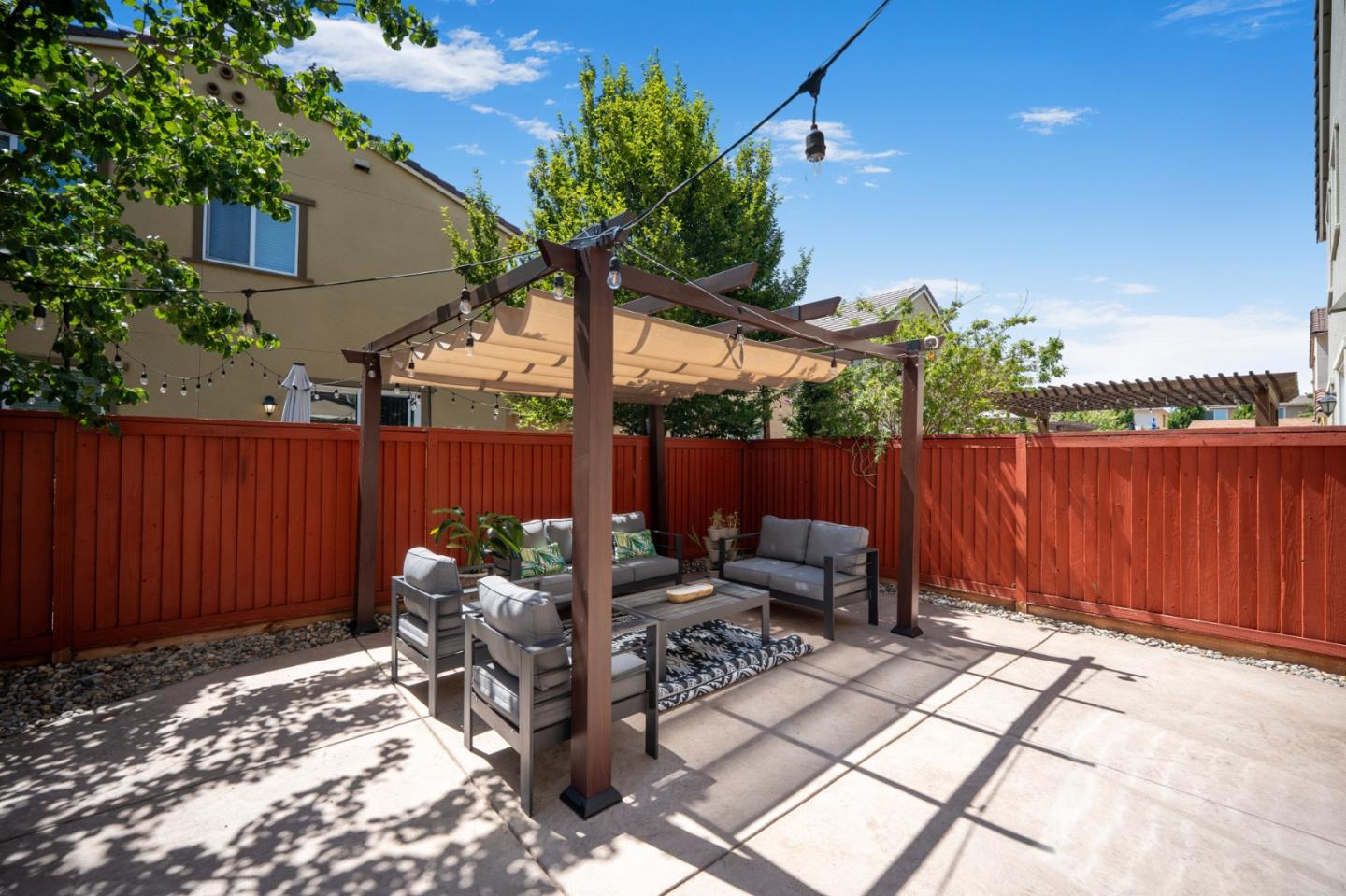 250 Robin Place