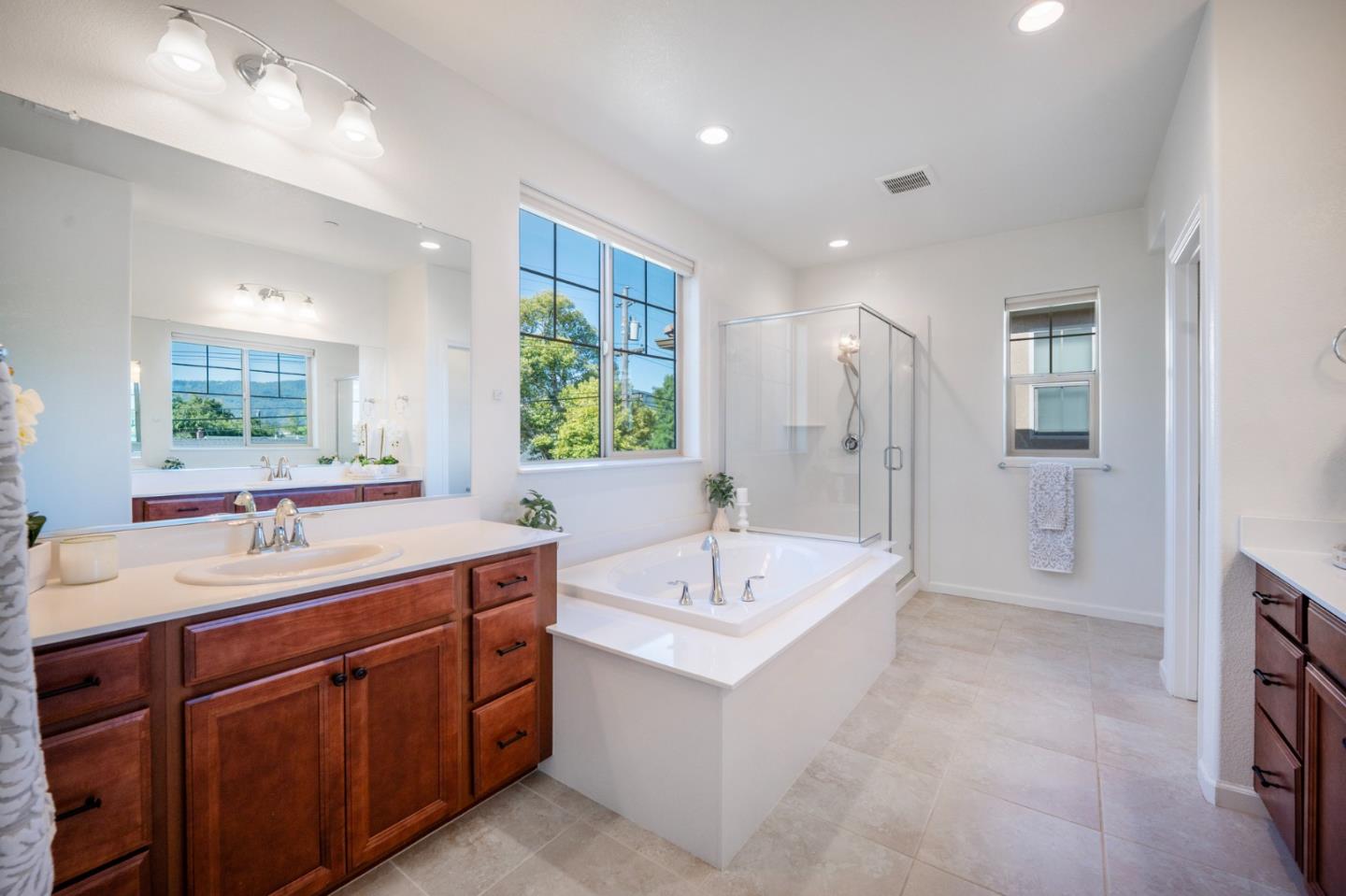 712 Baxter Way