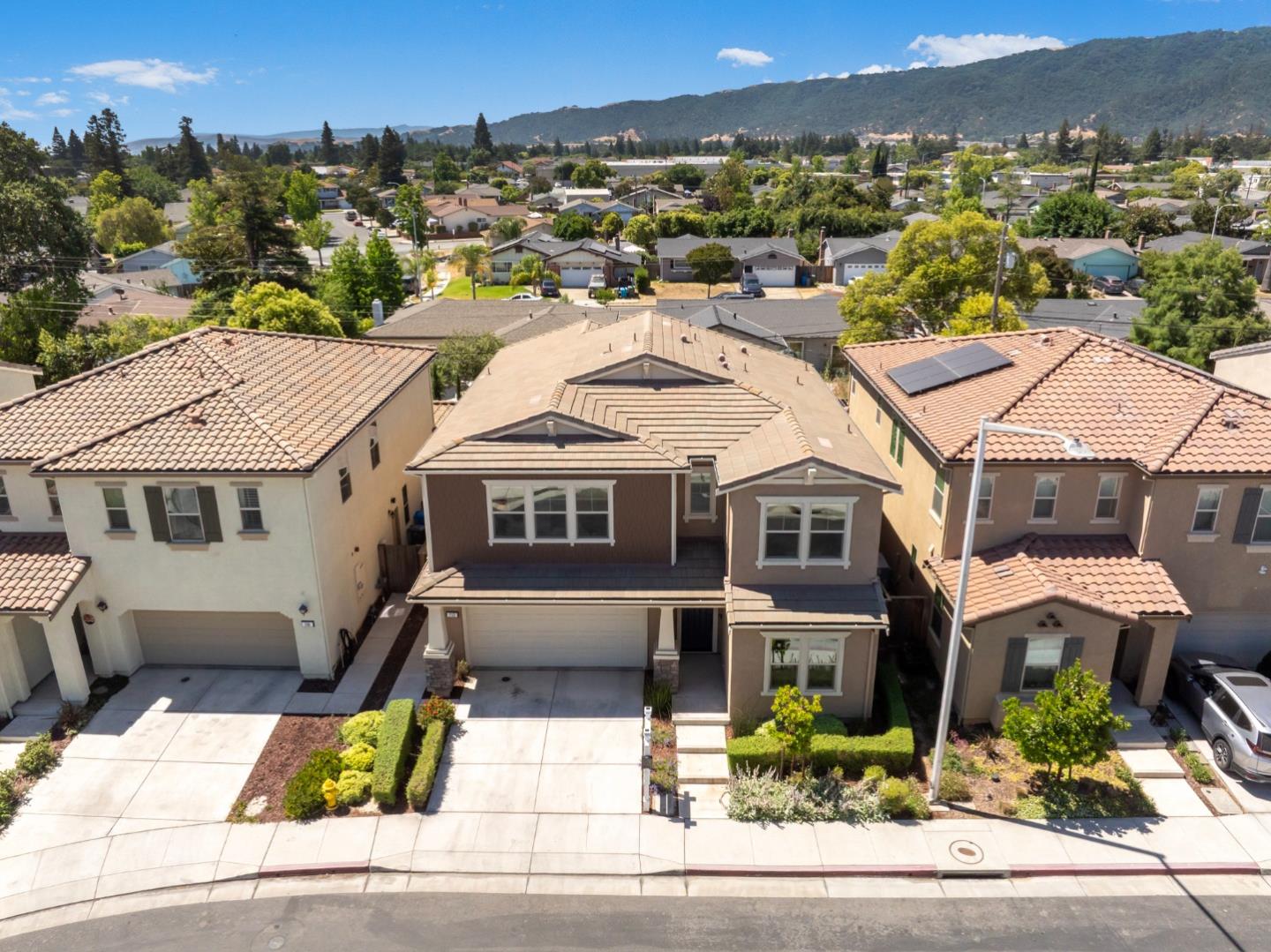 712 Baxter Way
