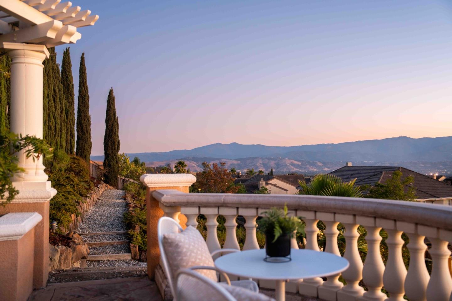 4800 Shady Meadows Place