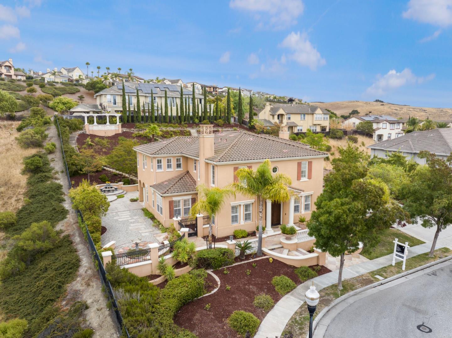 4800 Shady Meadows Place