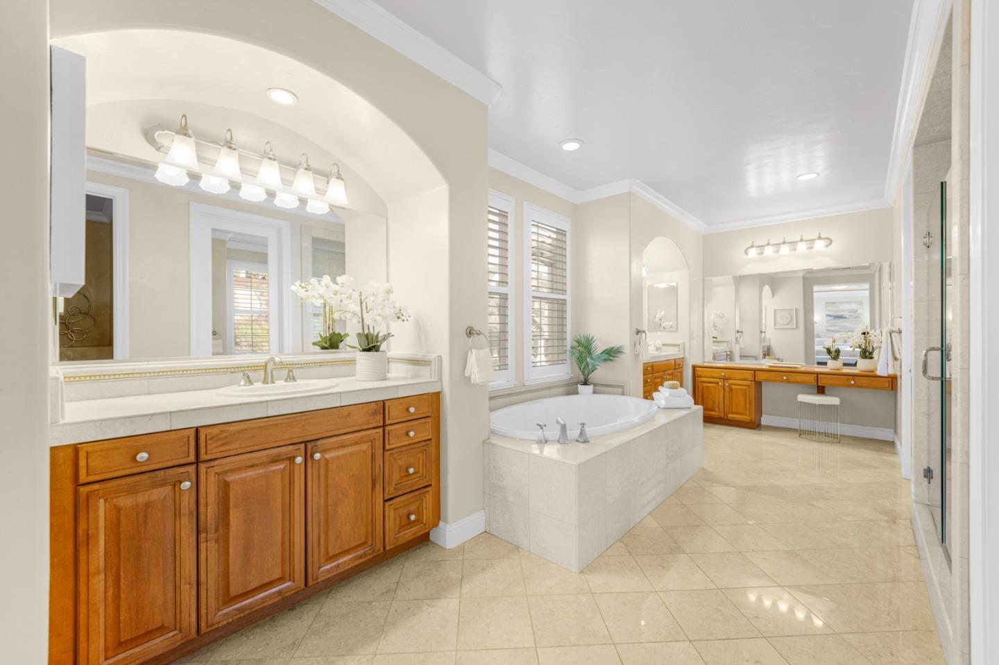 4800 Shady Meadows Place