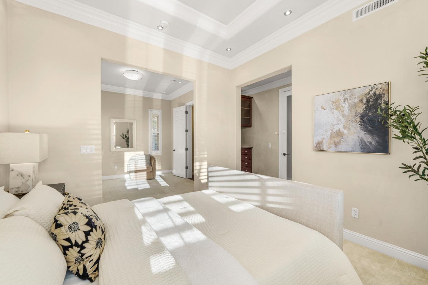 4800 Shady Meadows Place