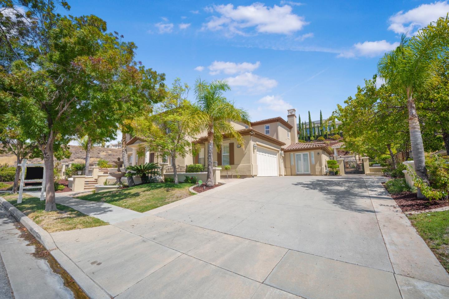 4800 Shady Meadows Place