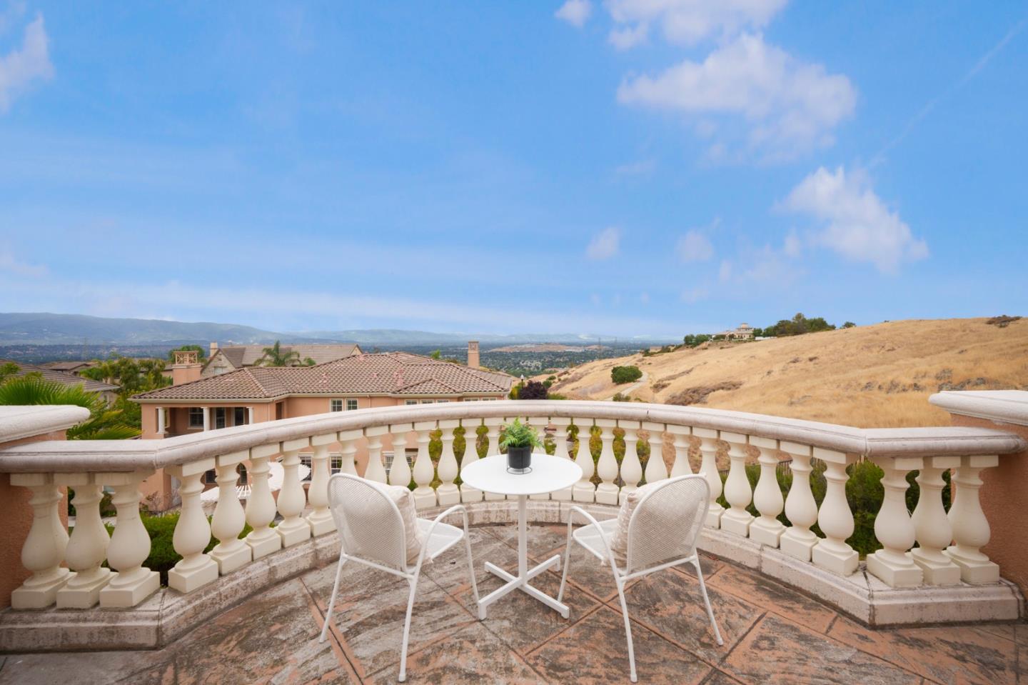 4800 Shady Meadows Place