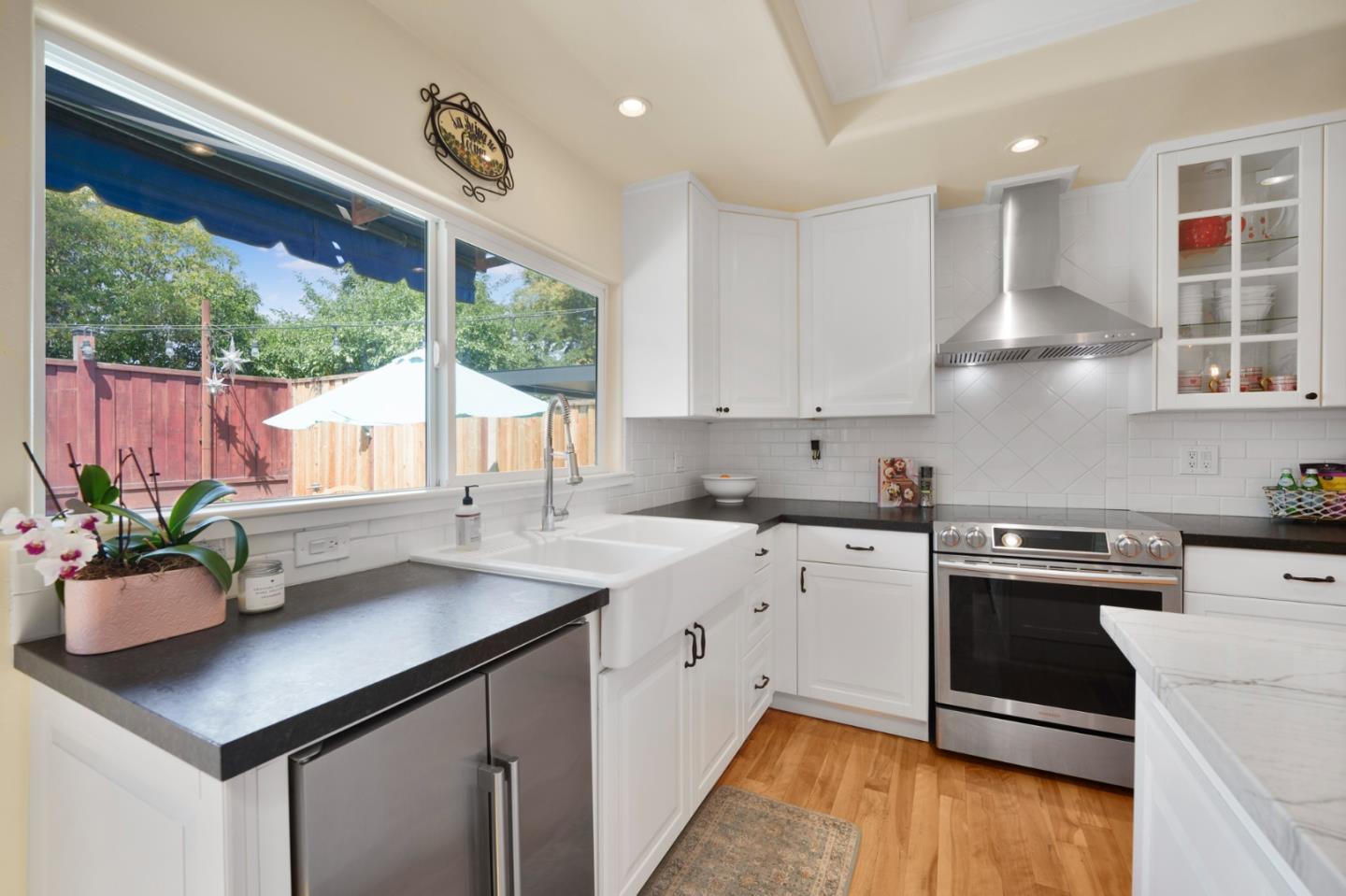 3825 Wellington Square