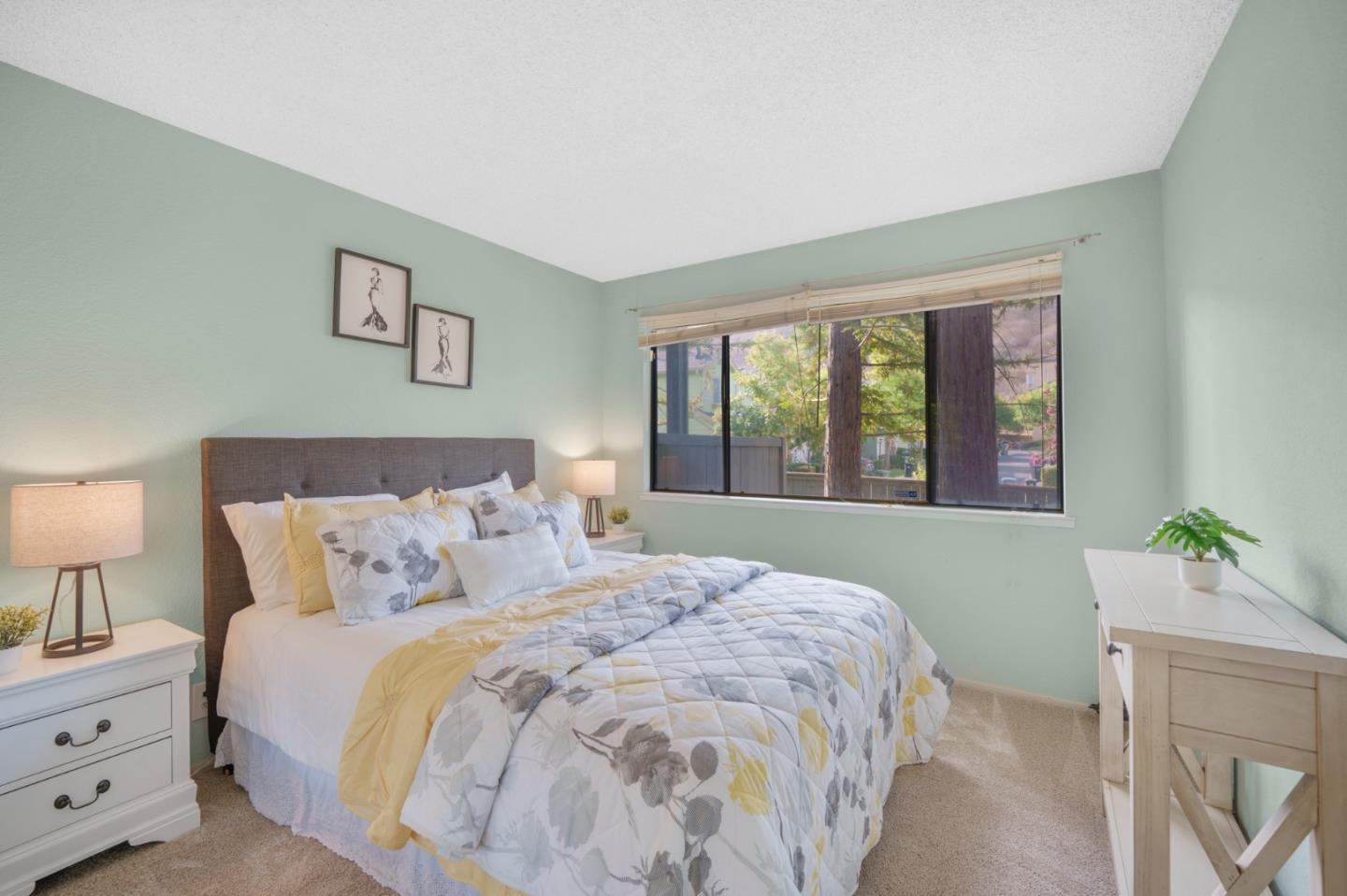 1204 La Terrace Circle