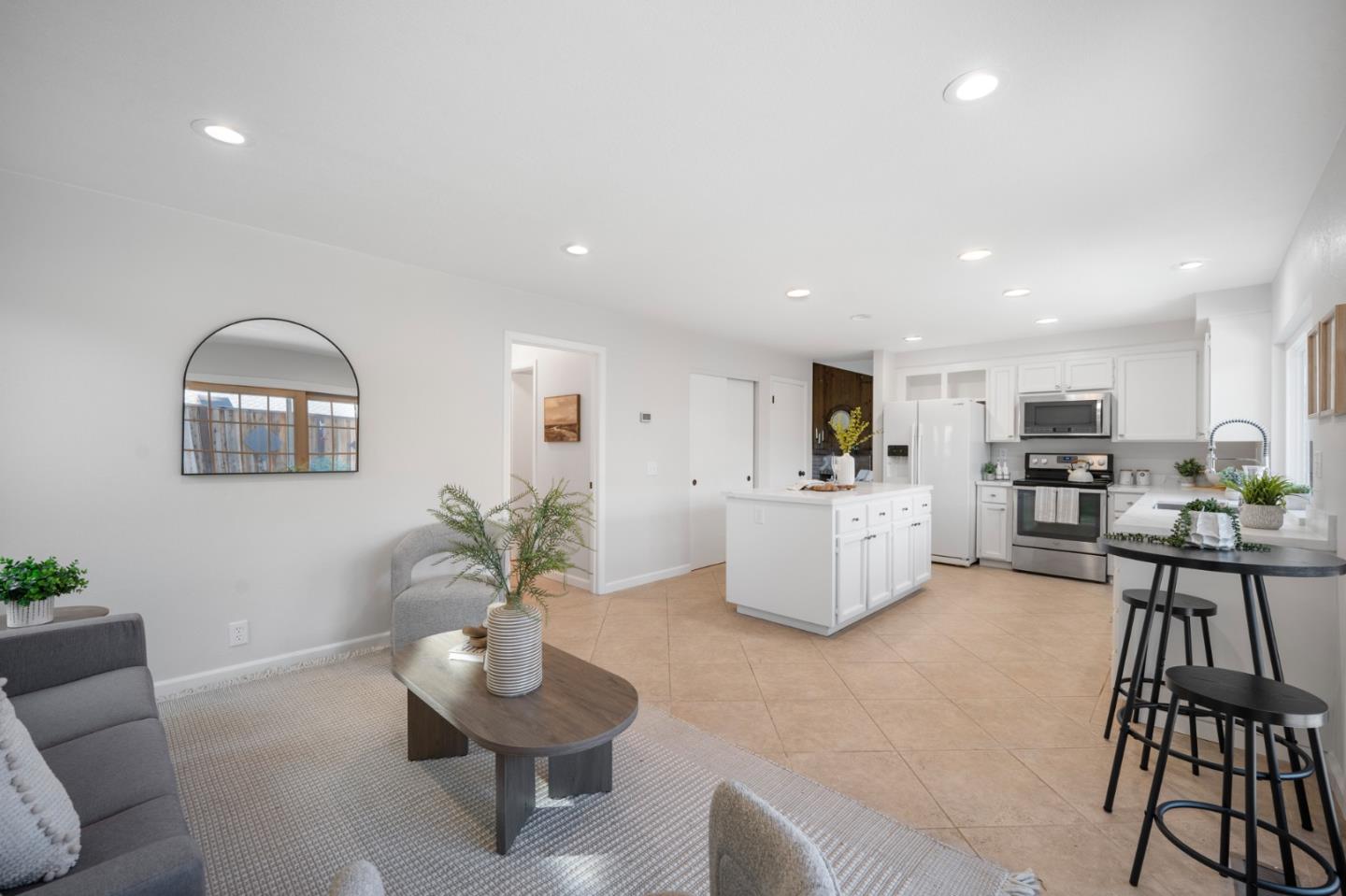 2195 Cimarron Drive