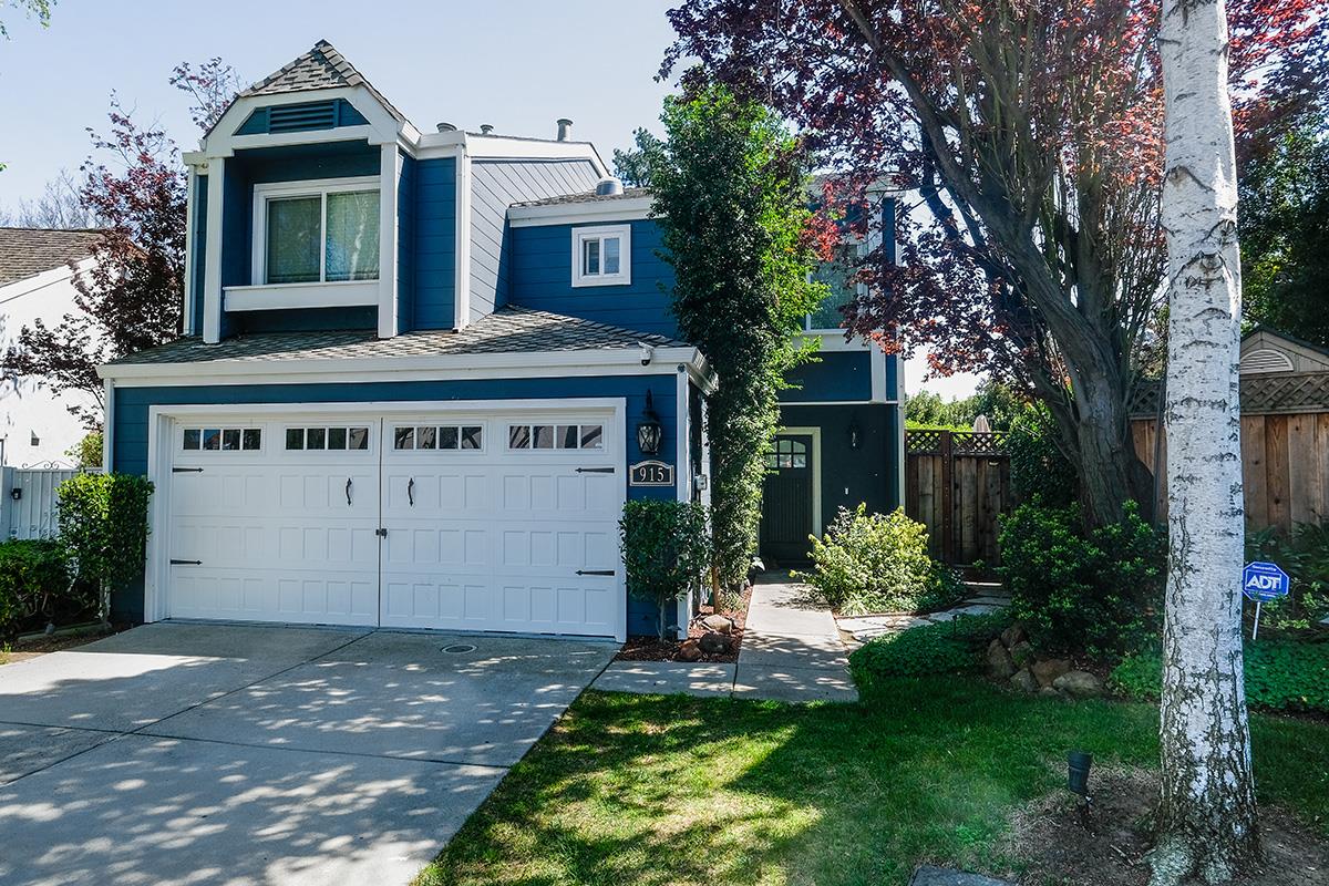 915 Oak Park Drive