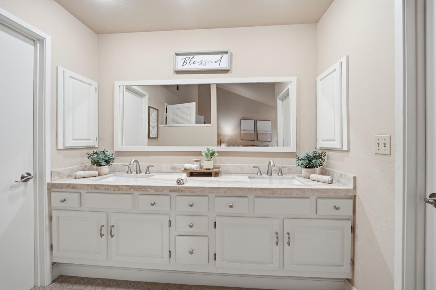 3052 Cedar Ridge Court