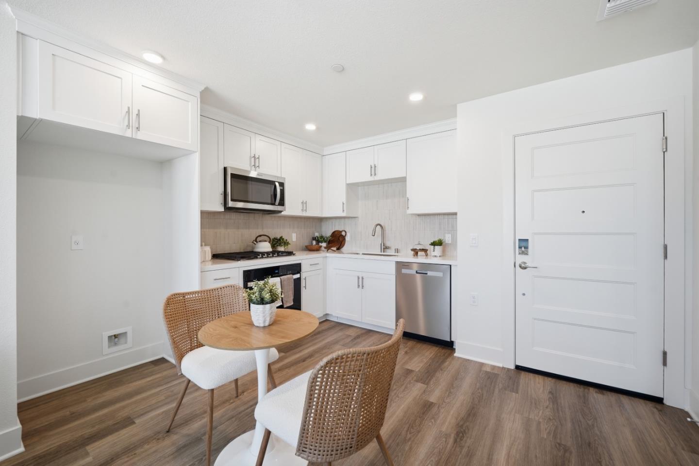 17050 Depot Street 302