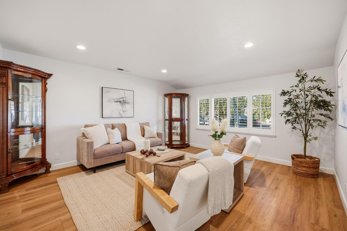 7634 Los Padres CT
