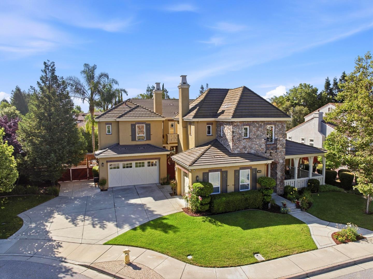 1524 Painted Feather Court