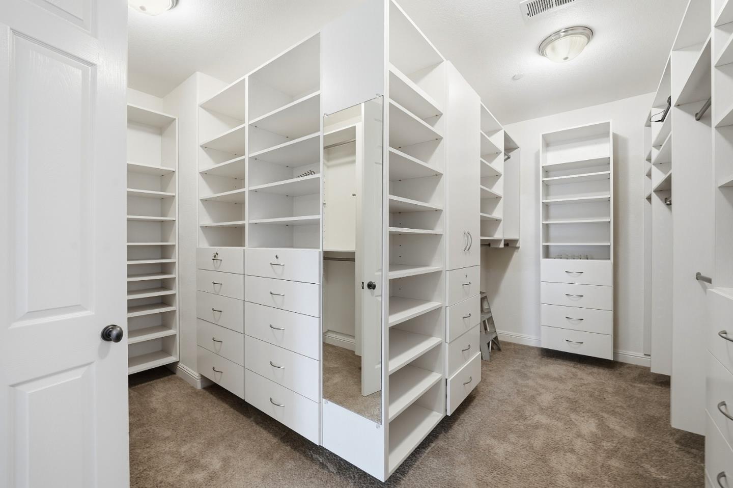1524 Painted Feather Court