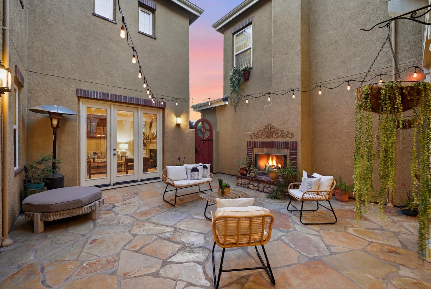 1524 Painted Feather Court