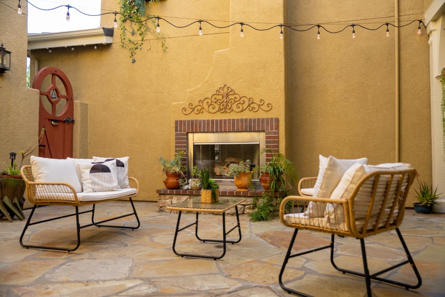 1524 Painted Feather Court