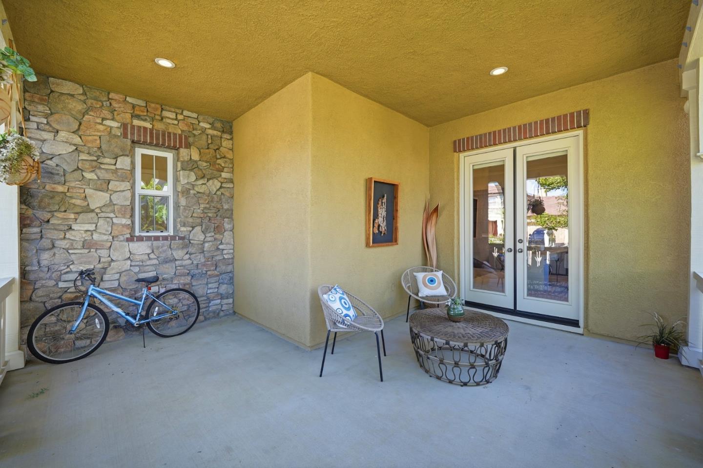 1524 Painted Feather Court