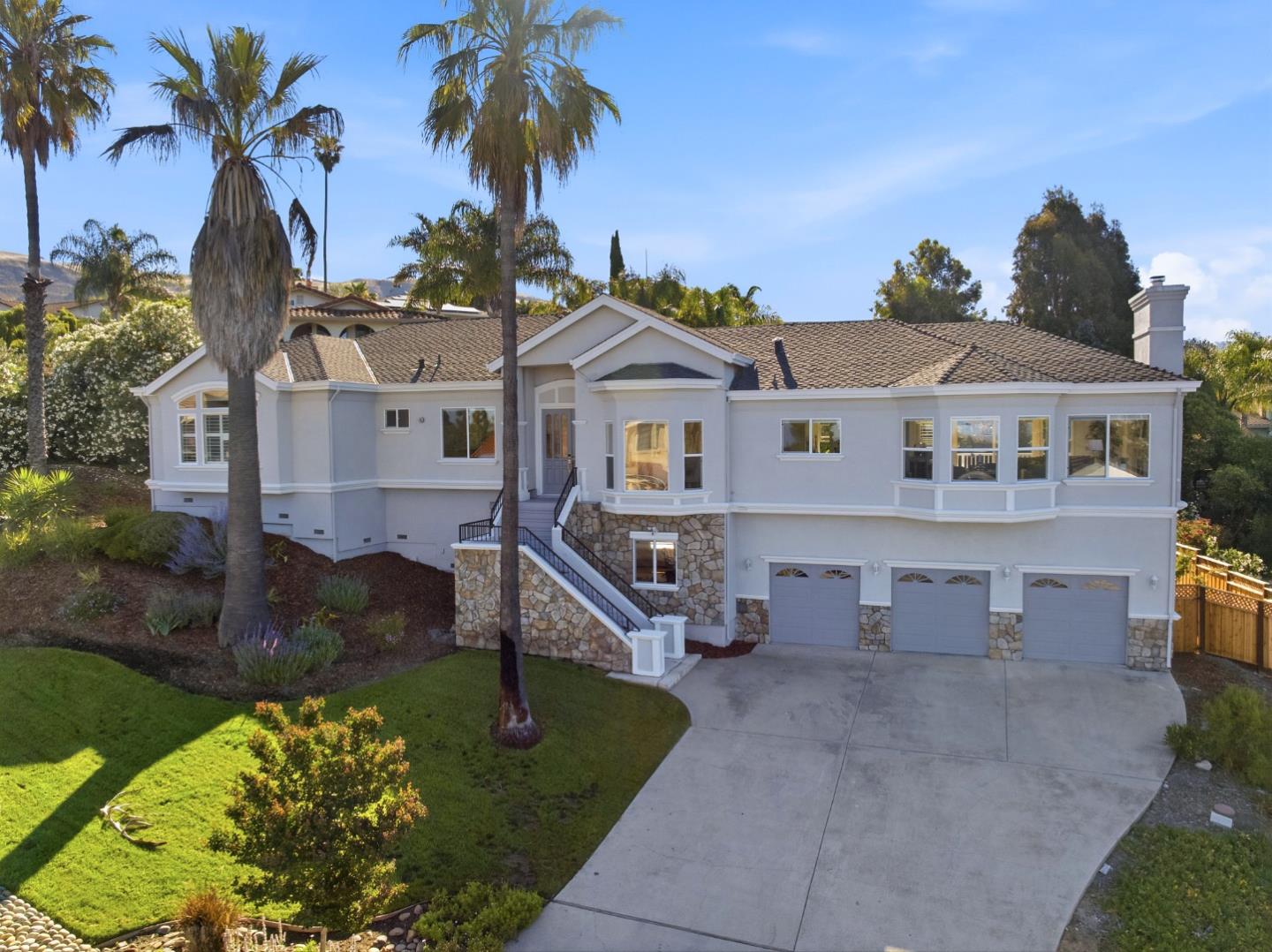 15855 Jackson Oaks Drive