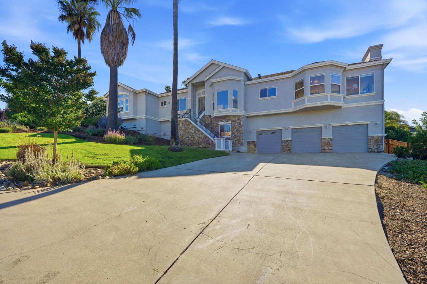 15855 Jackson Oaks Drive