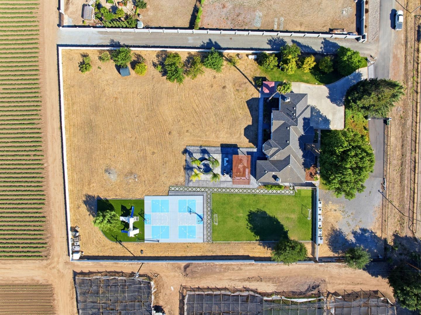 194 Lantz DR