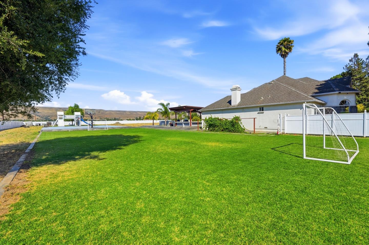 194 Lantz DR
