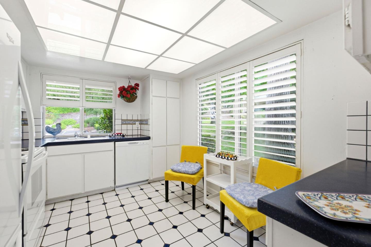 2085 Cactus CT 1