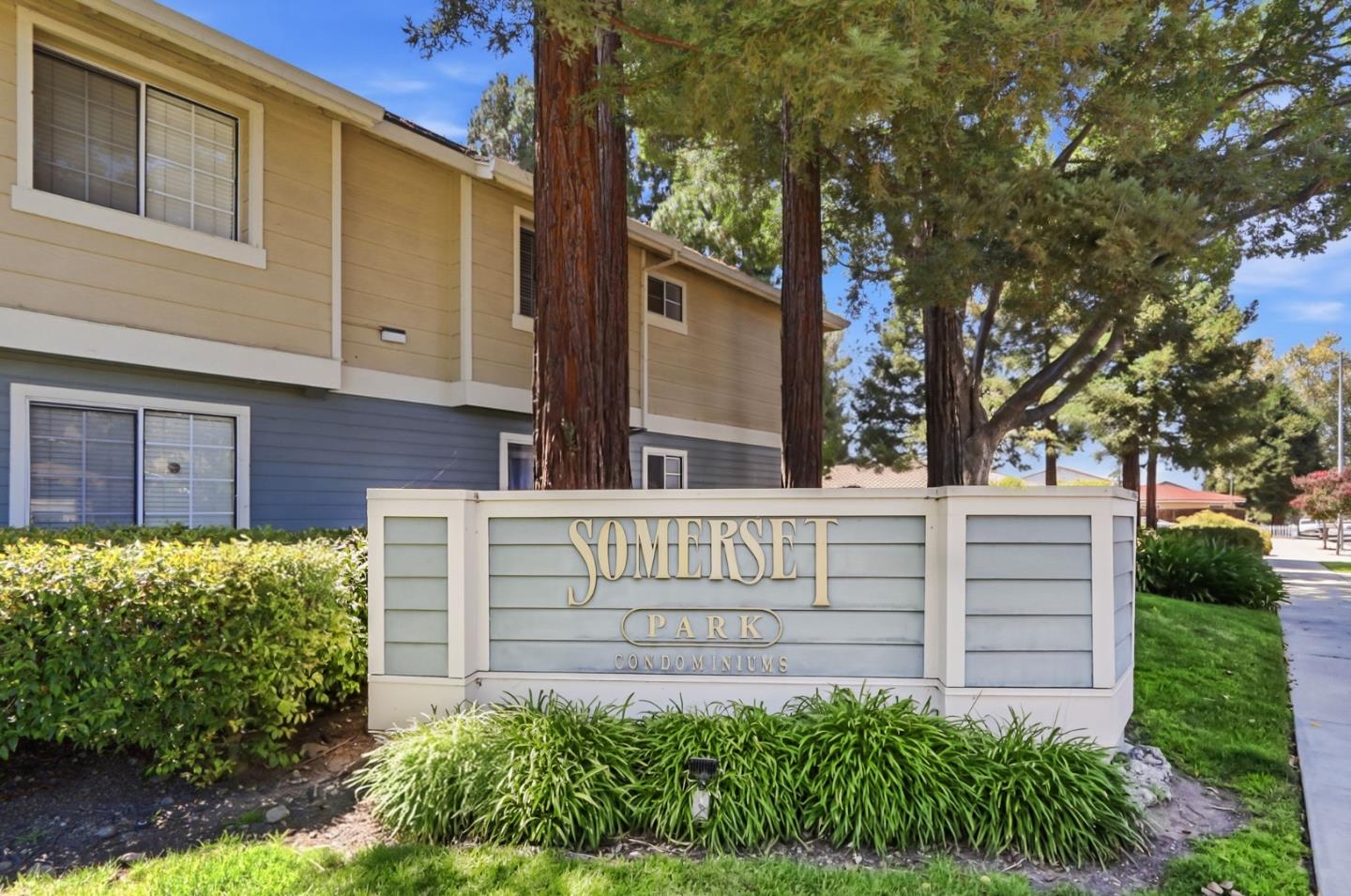 2728 Somerset Park CIR