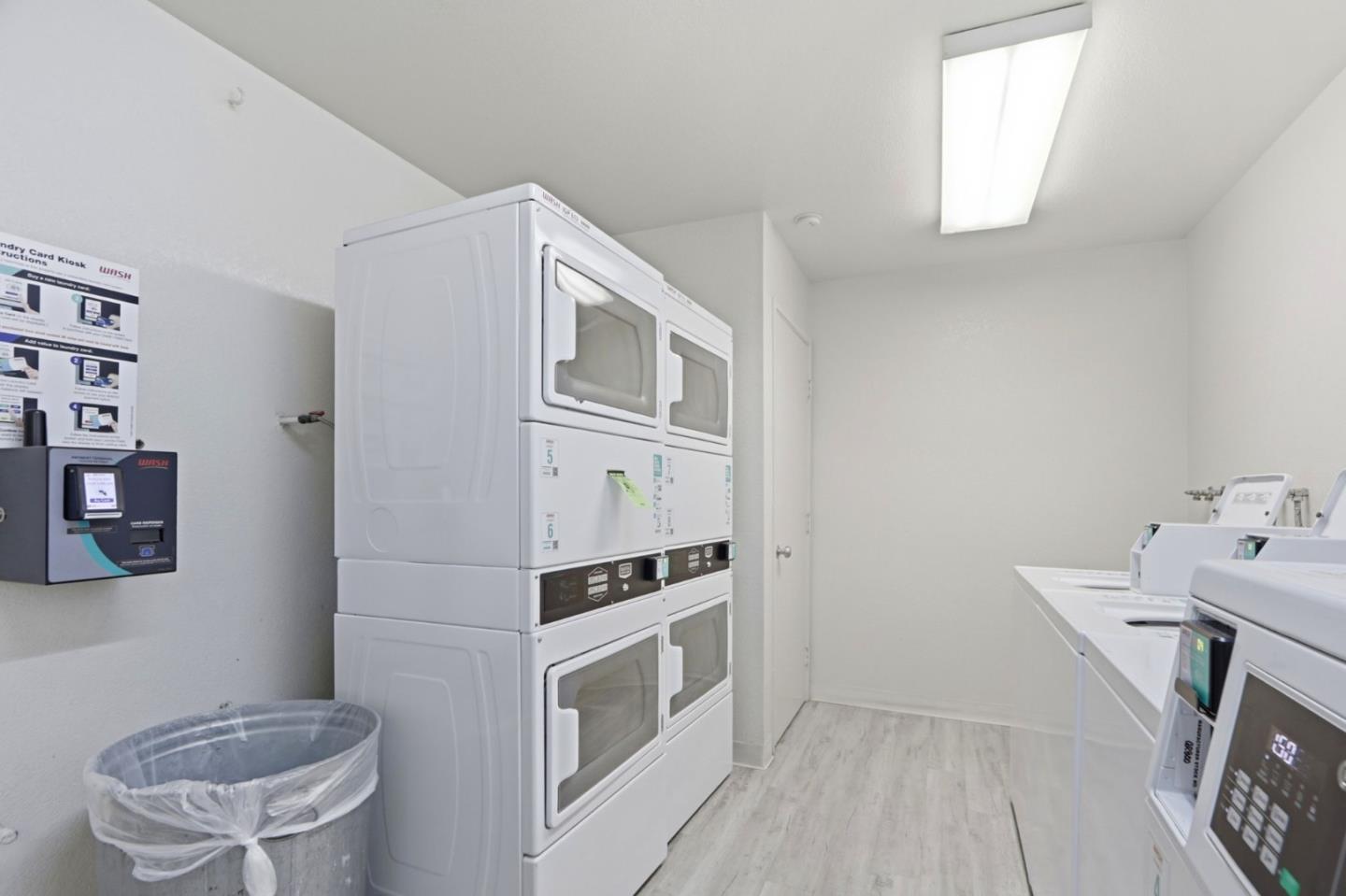 2728 Somerset Park CIR