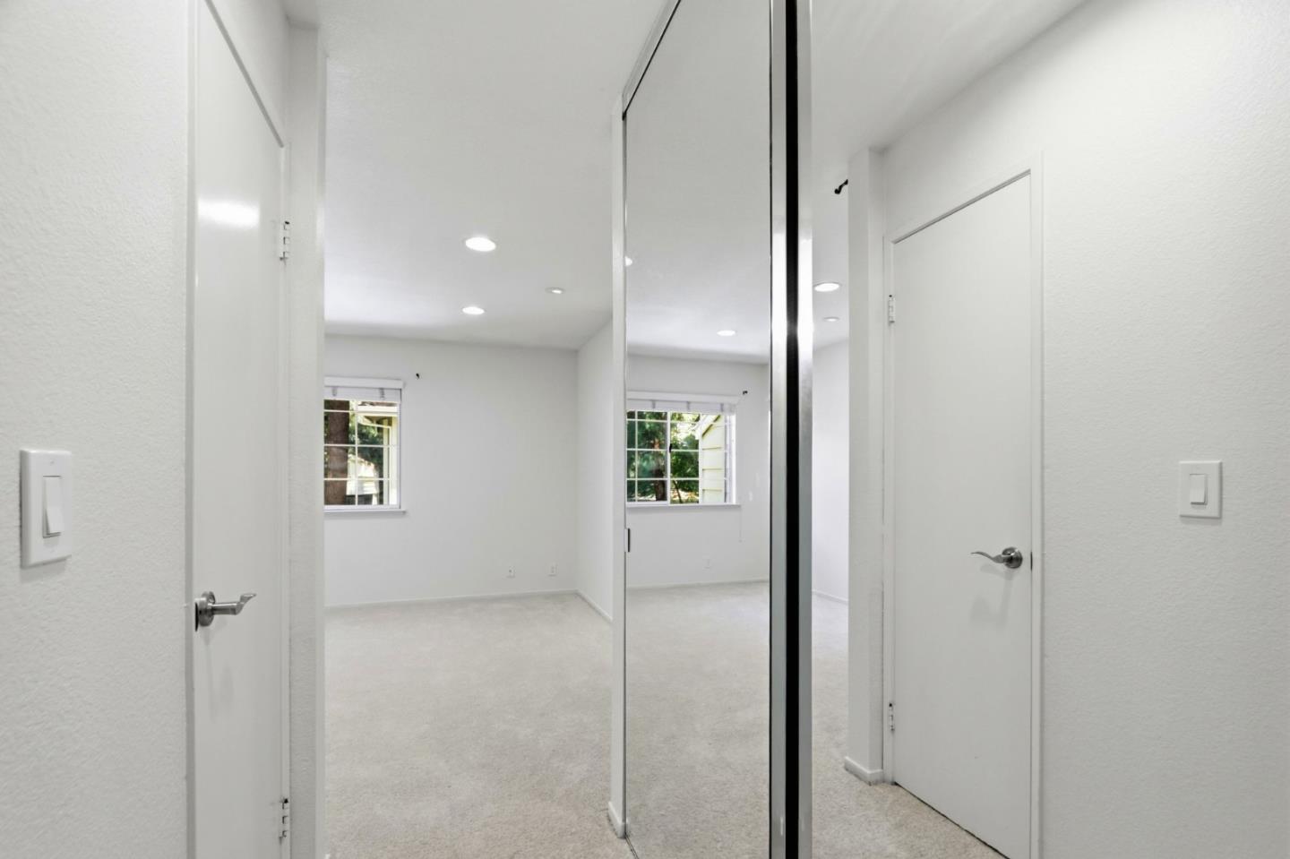 2728 Somerset Park CIR