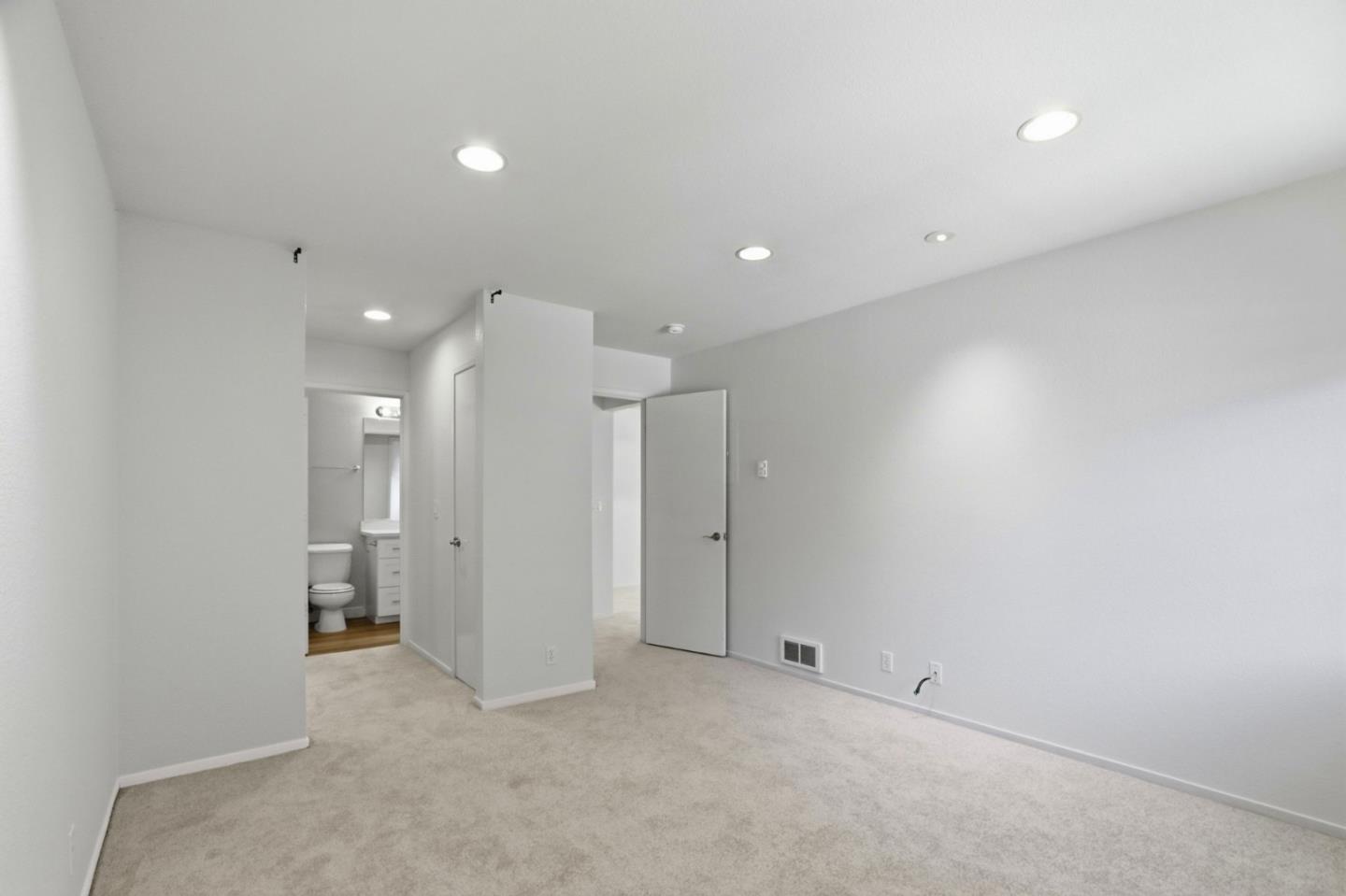 2728 Somerset Park CIR