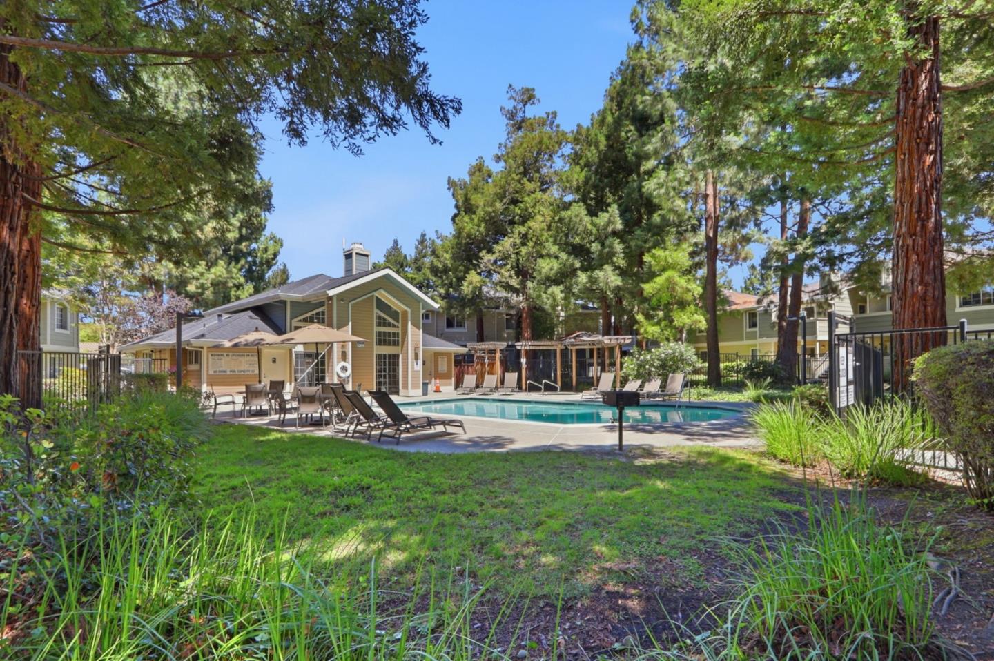 2728 Somerset Park CIR