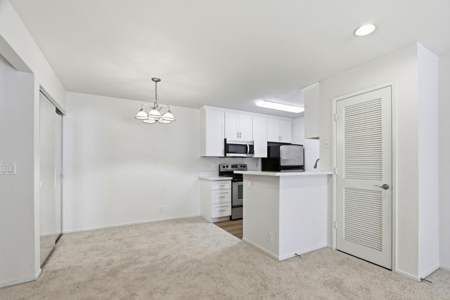 2728 Somerset Park CIR