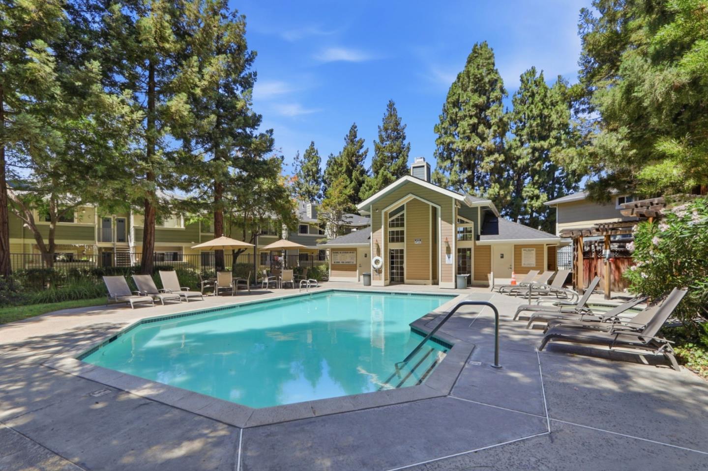 2728 Somerset Park CIR