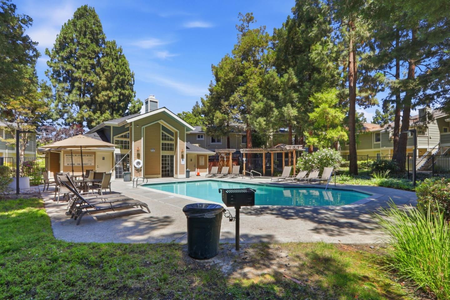 2728 Somerset Park CIR