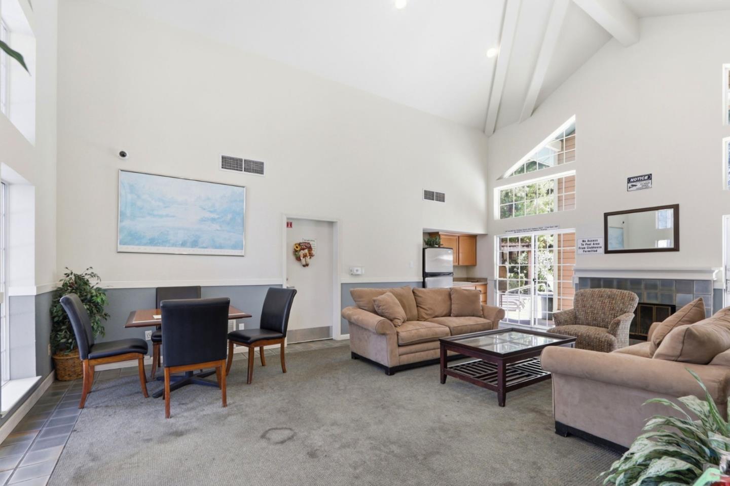 2728 Somerset Park CIR