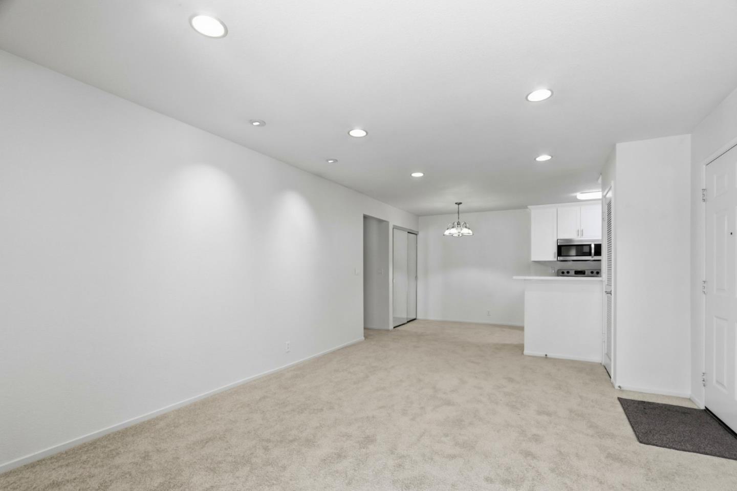 2728 Somerset Park CIR