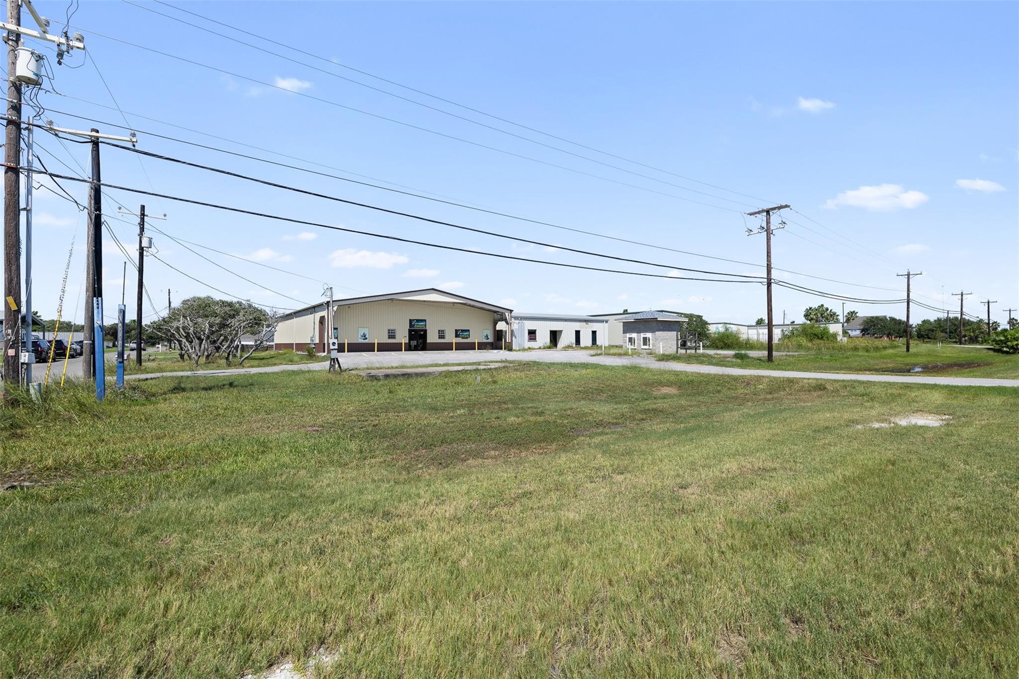 102 Bishop RD