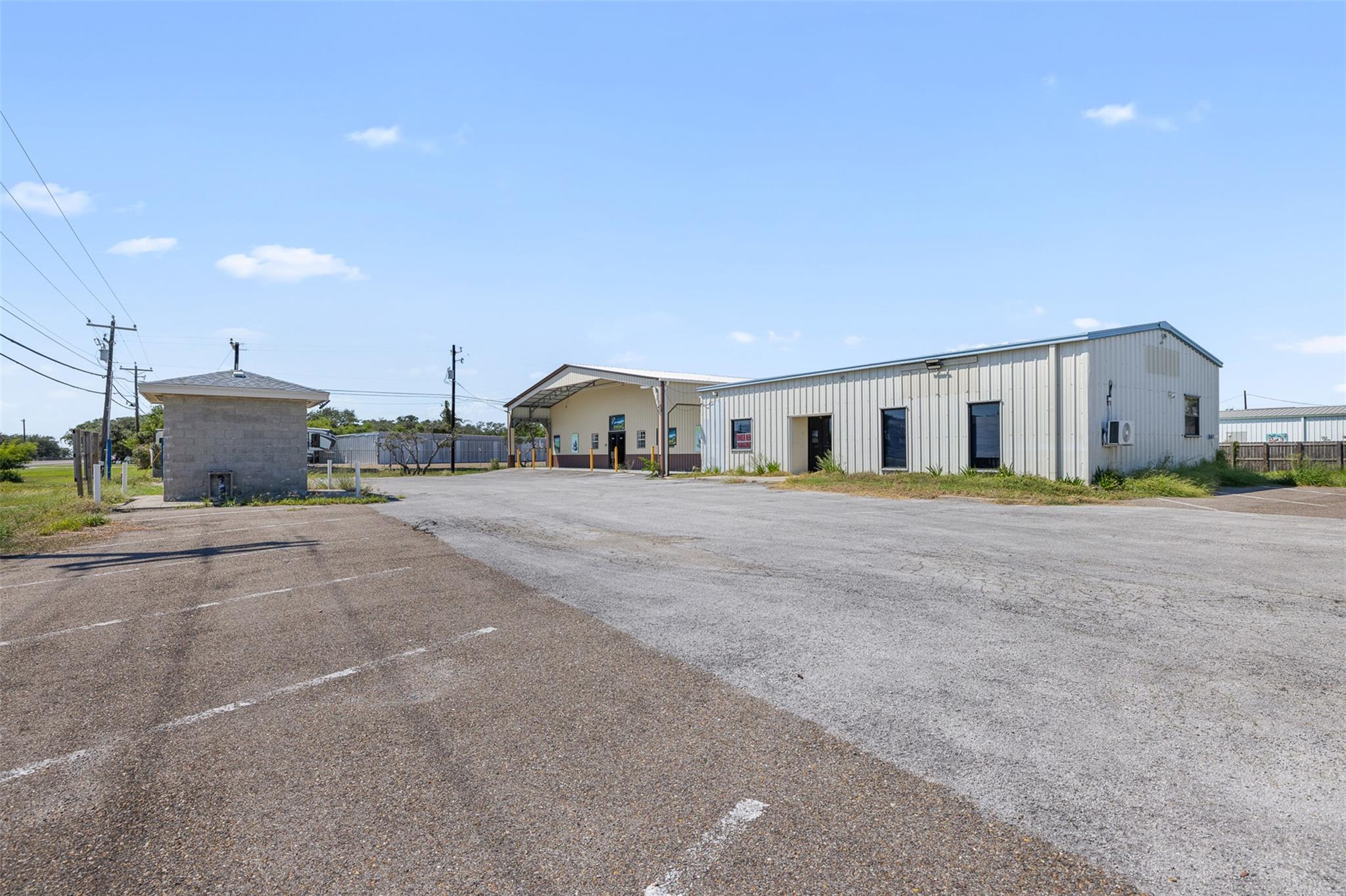 102 Bishop RD