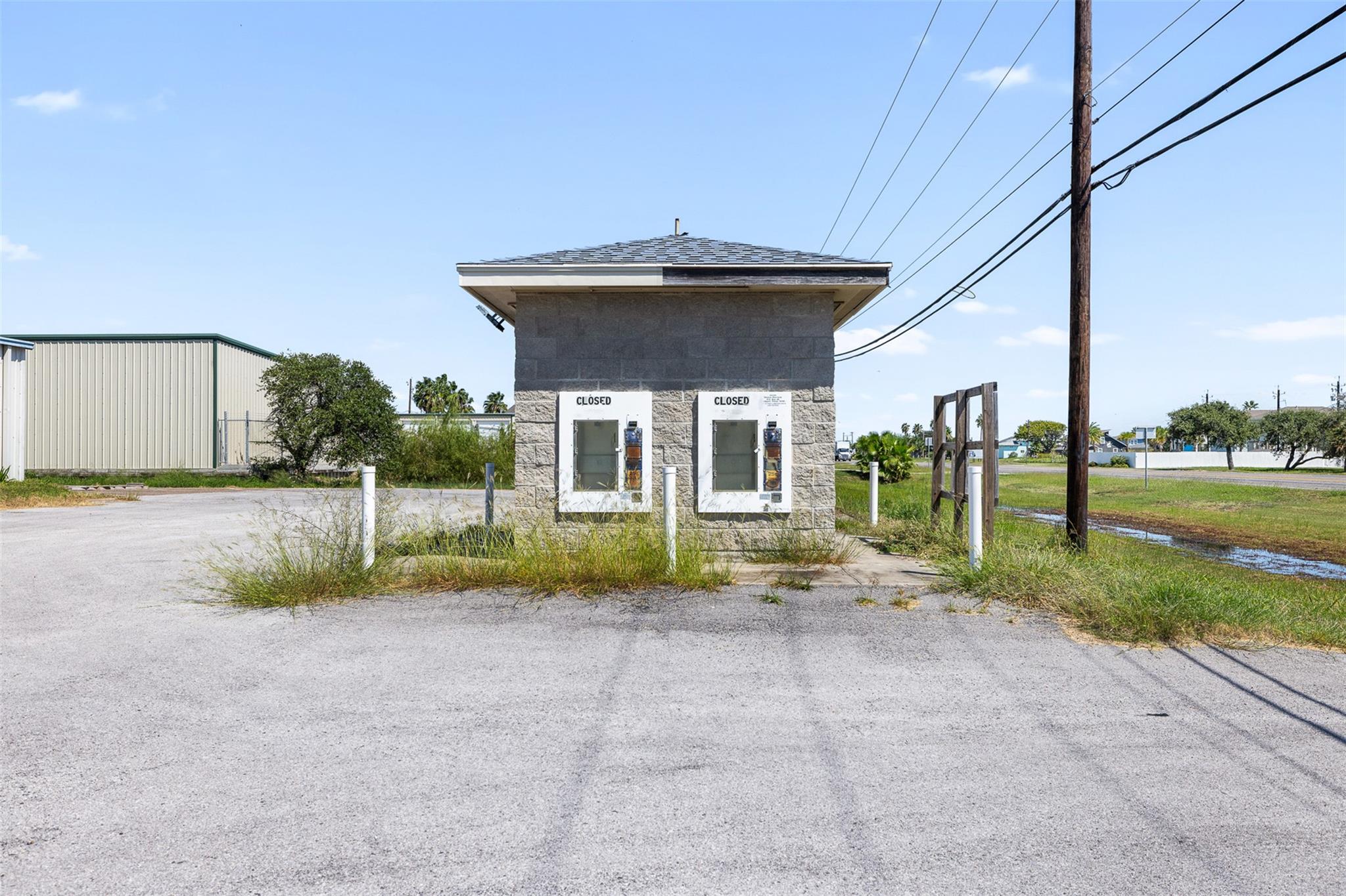 102 Bishop RD