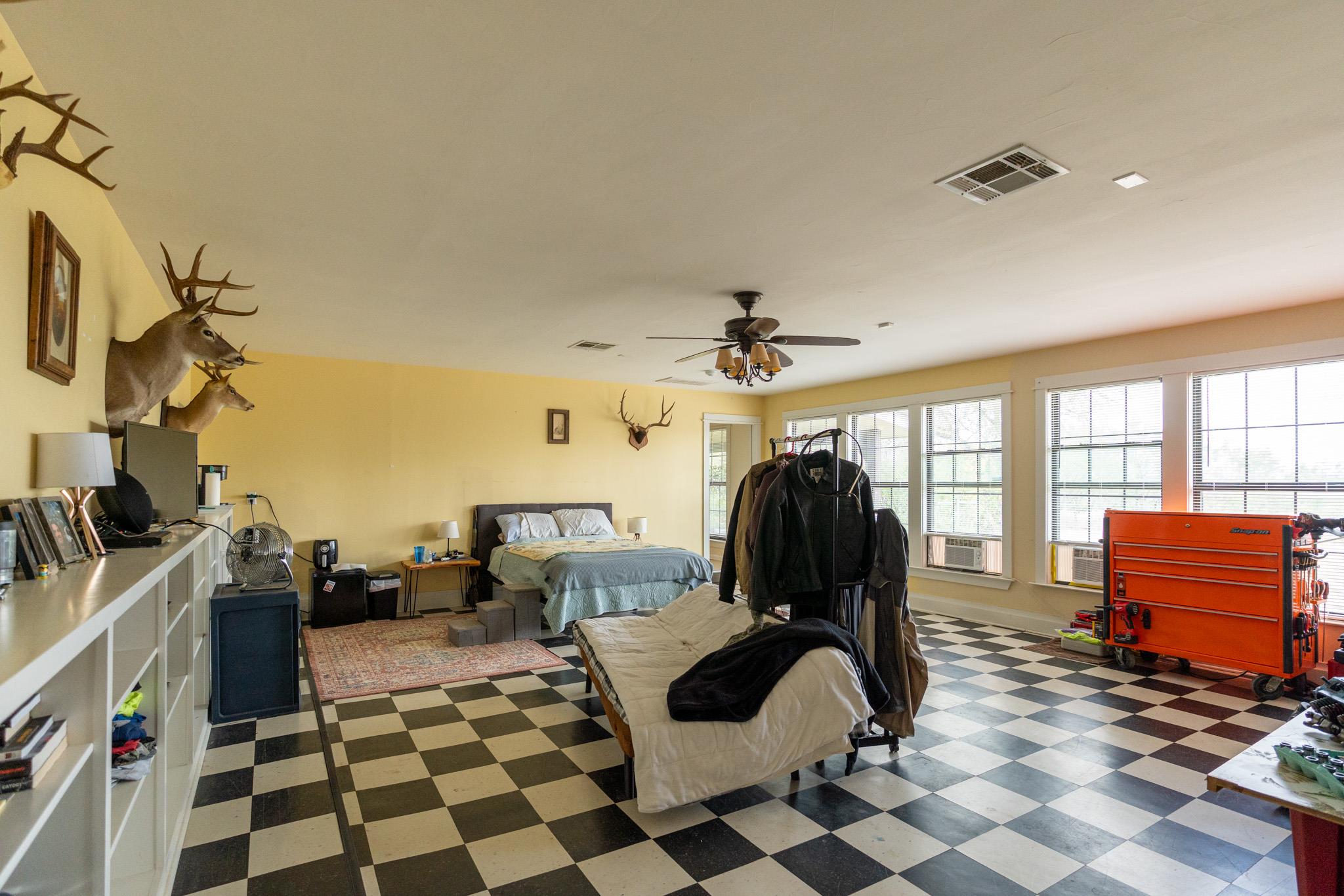 485 FM 672