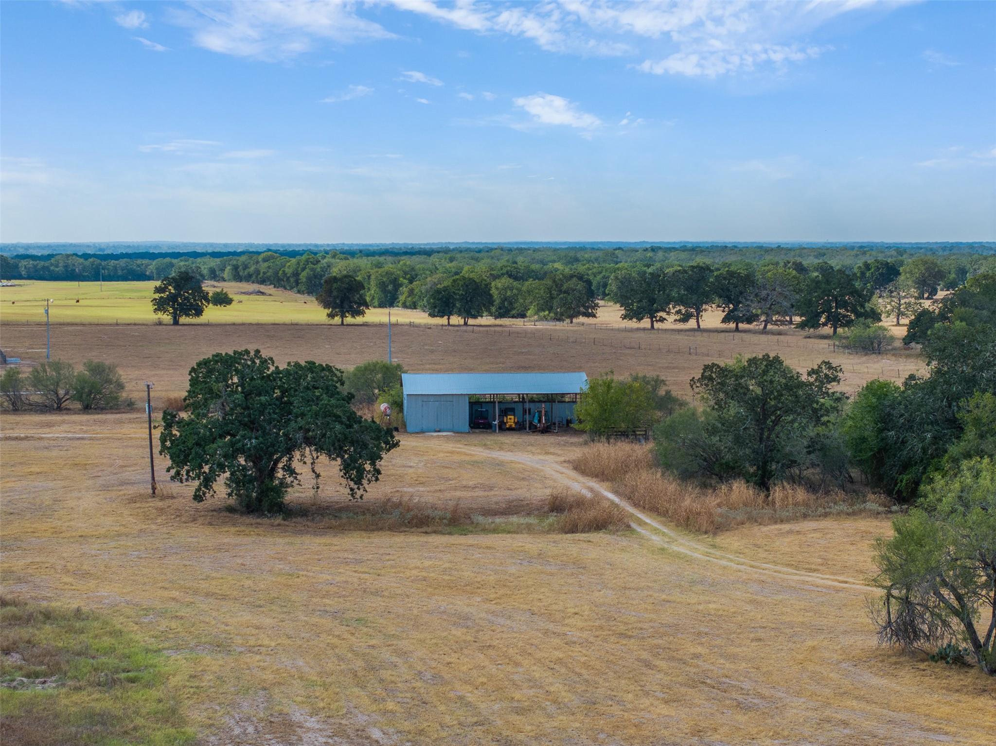 11915 FM 86, Lockhart