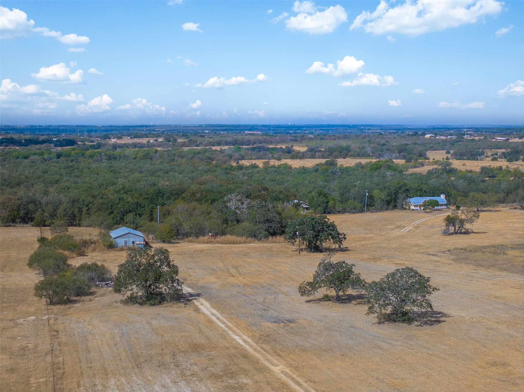 11915 FM 86, Lockhart