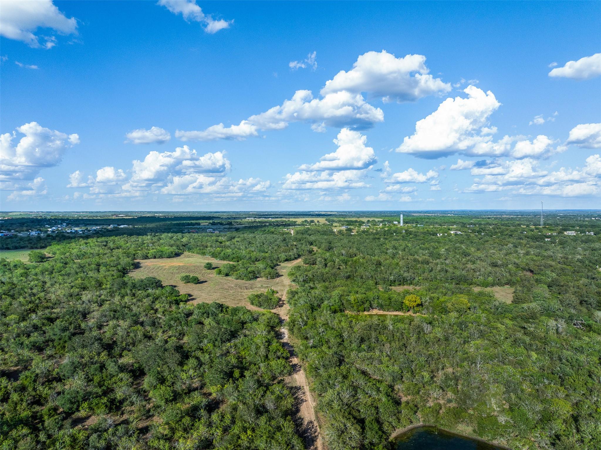 399 Seals Creek RD