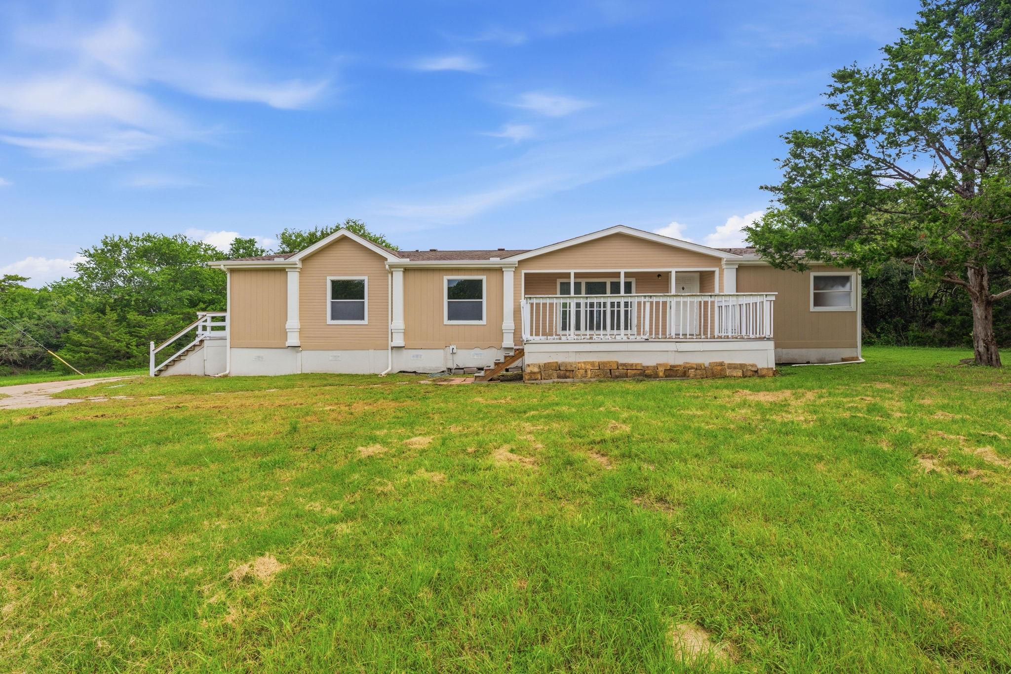 285 Hilltop DR