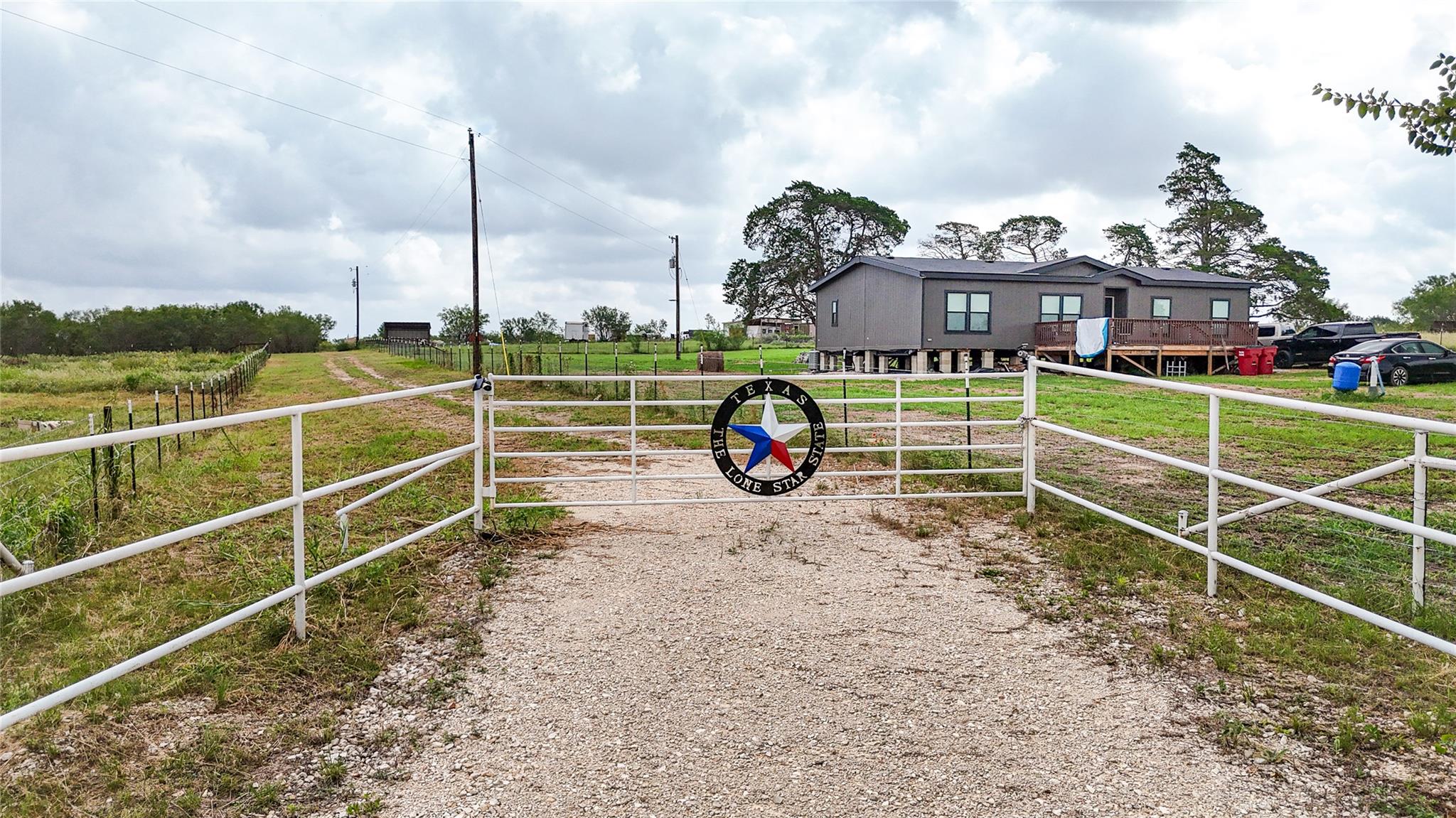 4013 Old Colony Line RD