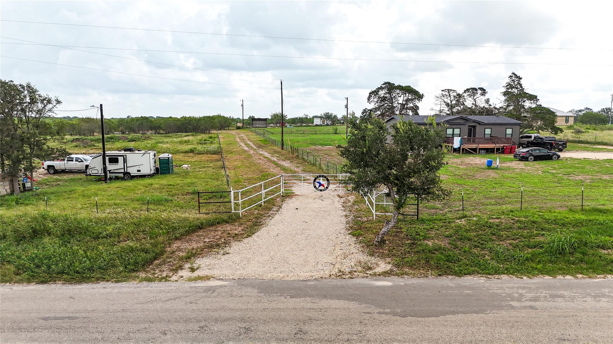 4013 Old Colony Line RD