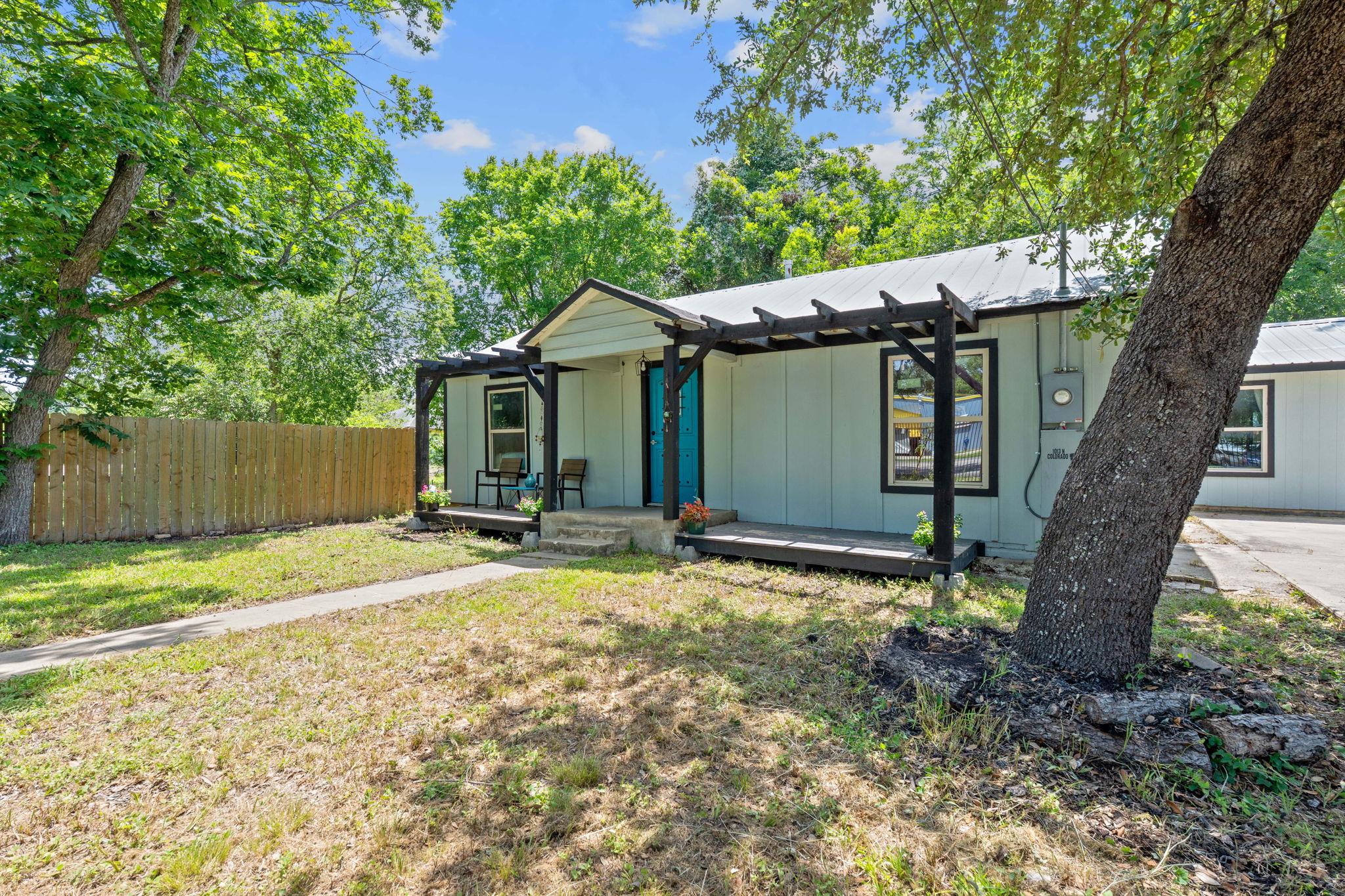1013 N Colorado ST