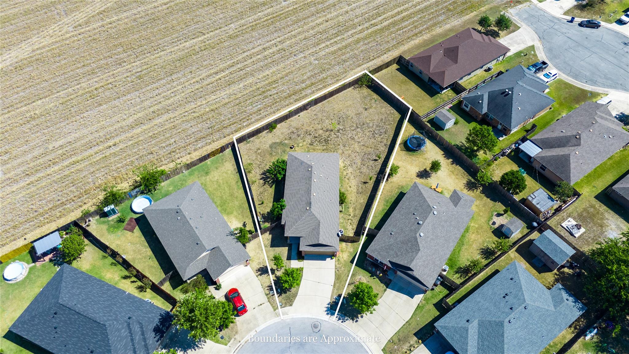 1514 Wedgewood CV, Lockhart