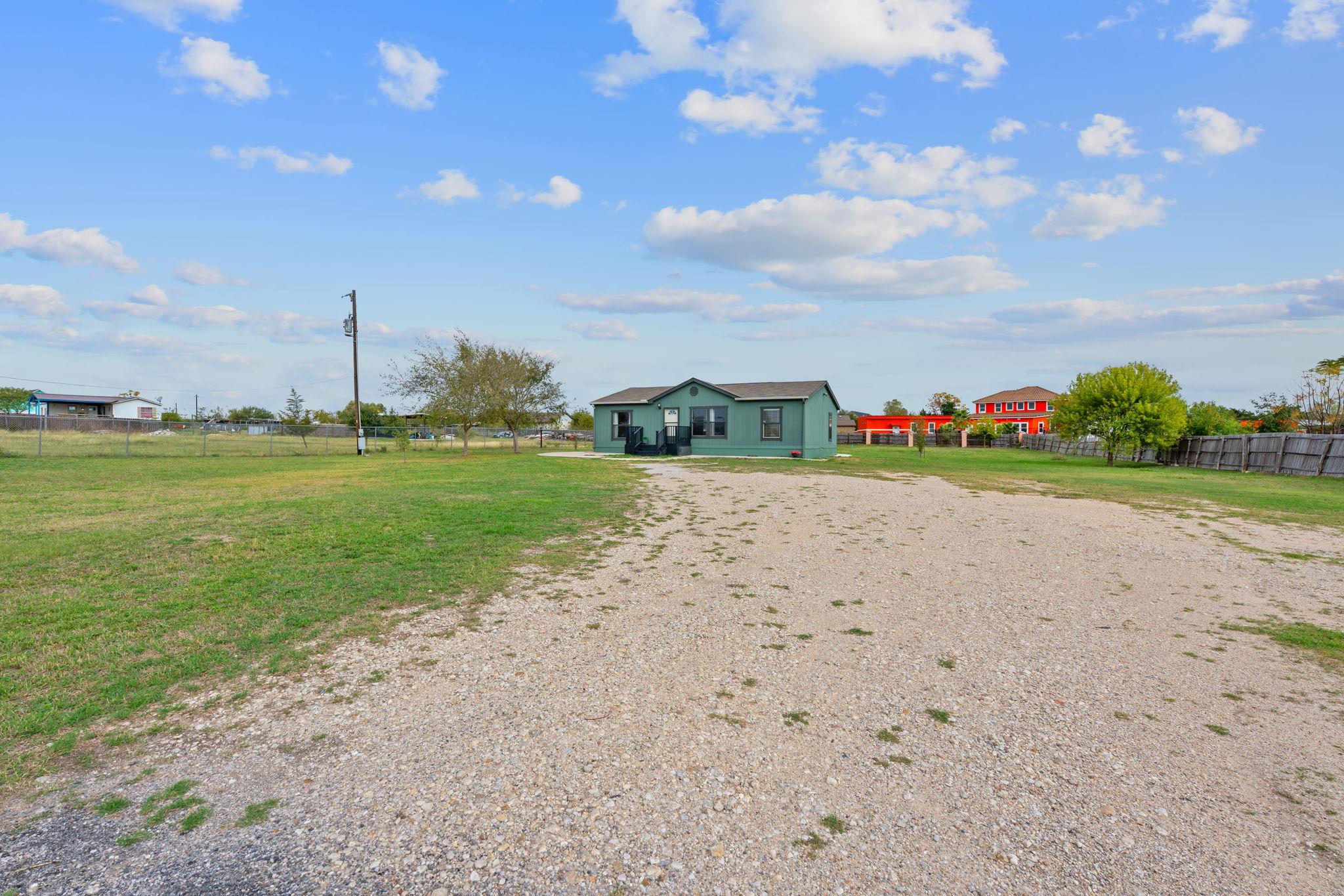 128 Monterrey Hills DR