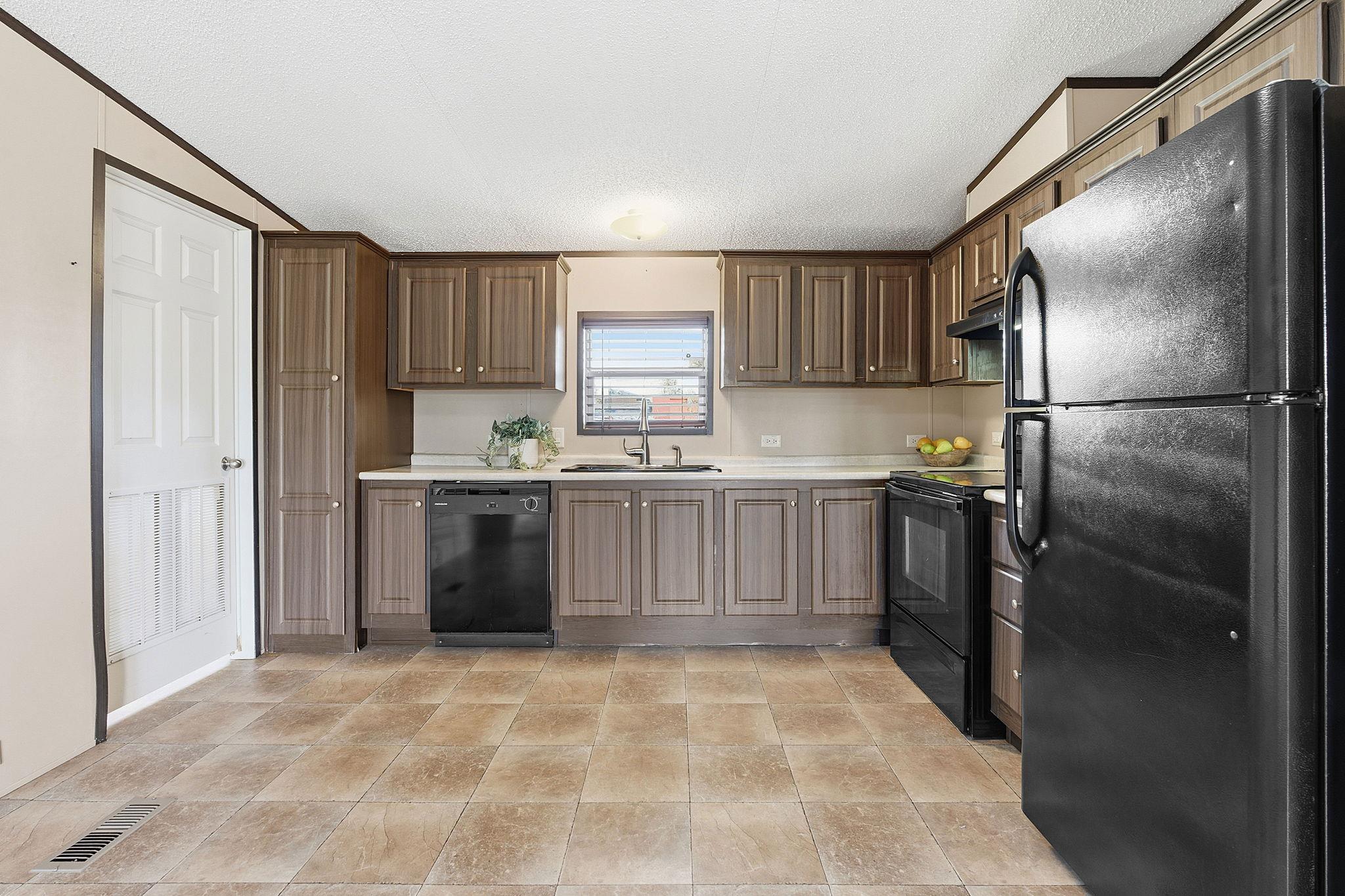 128 Monterrey Hills DR